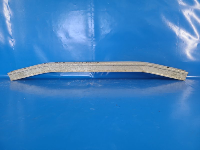 Усилитель заднего бампера RAV4 05-12