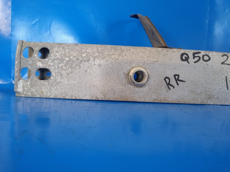 Усилитель заднего бампера Q50 15-20