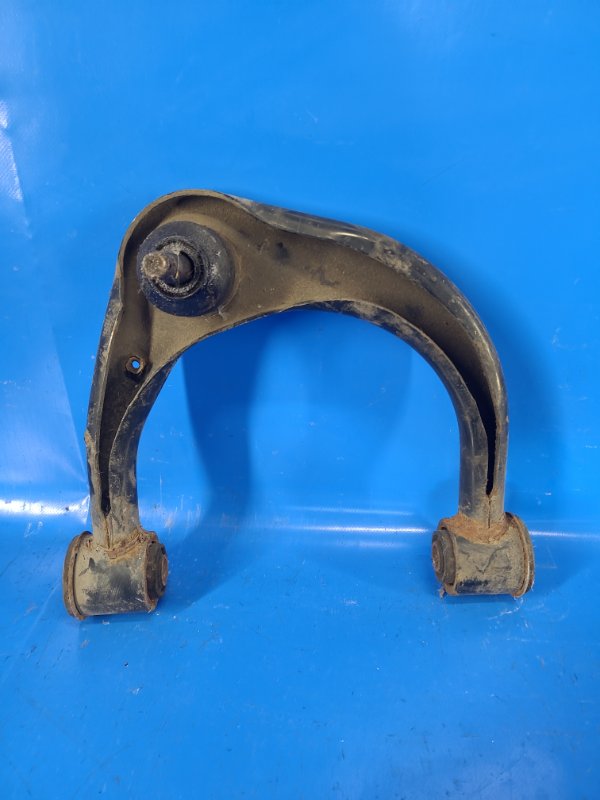 Рычаг передней подвески верхний правый LAND CRUISER PRADO 150 09-17