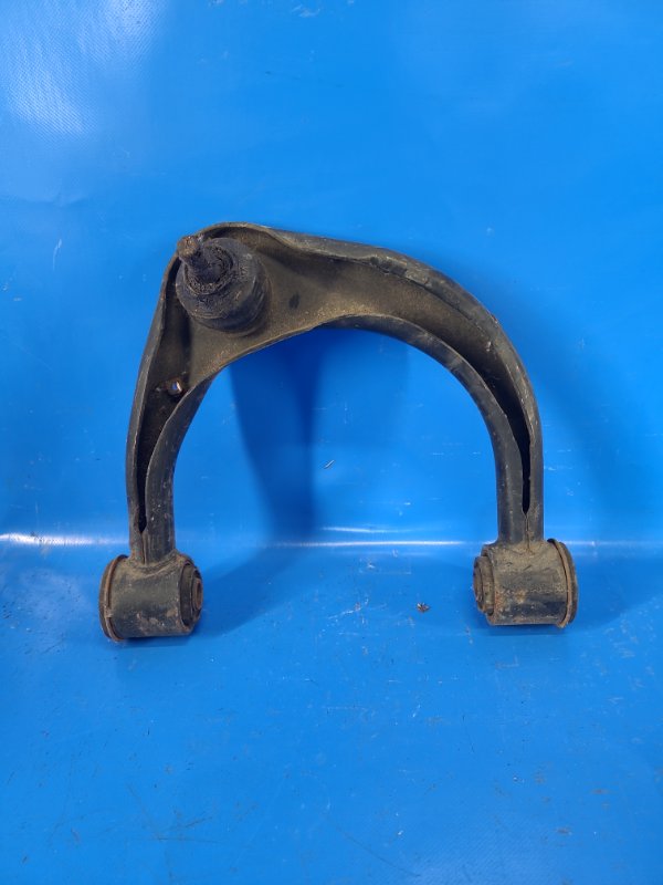 Рычаг передней подвески верхний правый LAND CRUISER PRADO 150 09-17