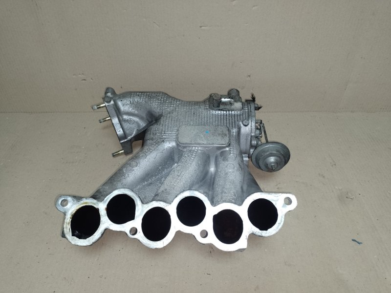 Коллектор впускной ES300 96-01 2000 3.0 1MZFE