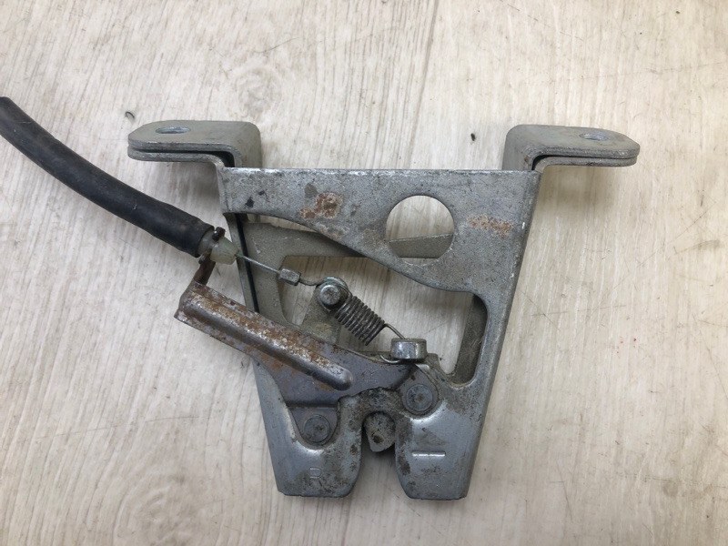 Замок спинки сиденья правый TOYOTA CAMRY 40 06-11