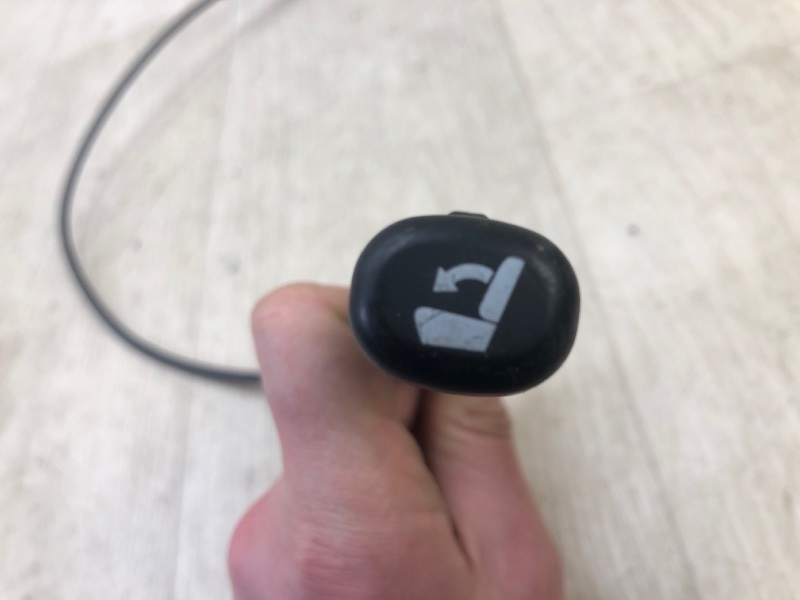 Замок спинки сиденья правый CAMRY 40 06-11