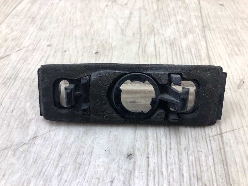 Подсветка номера CAMRY 40 06-11