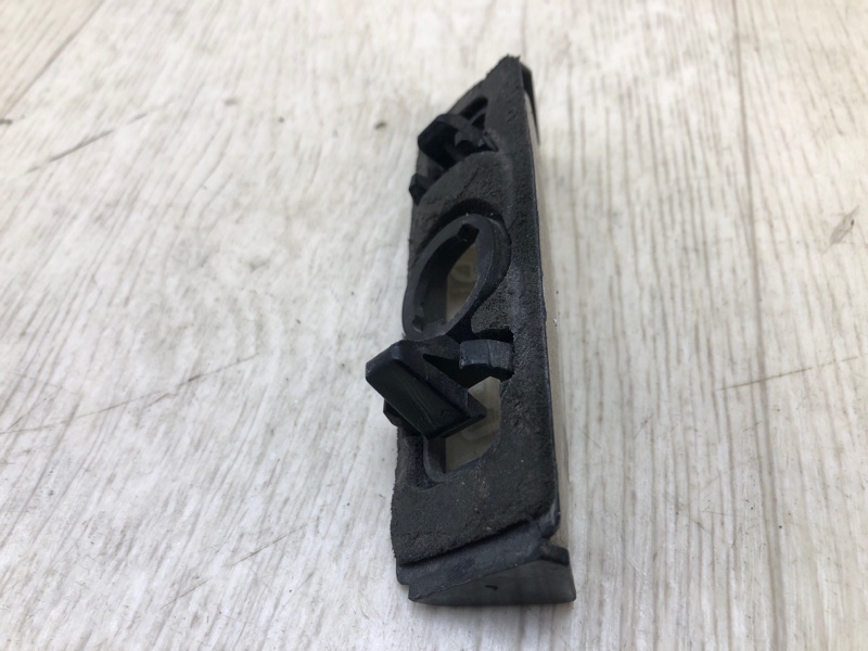 Подсветка номера TOYOTA CAMRY 40 06-11