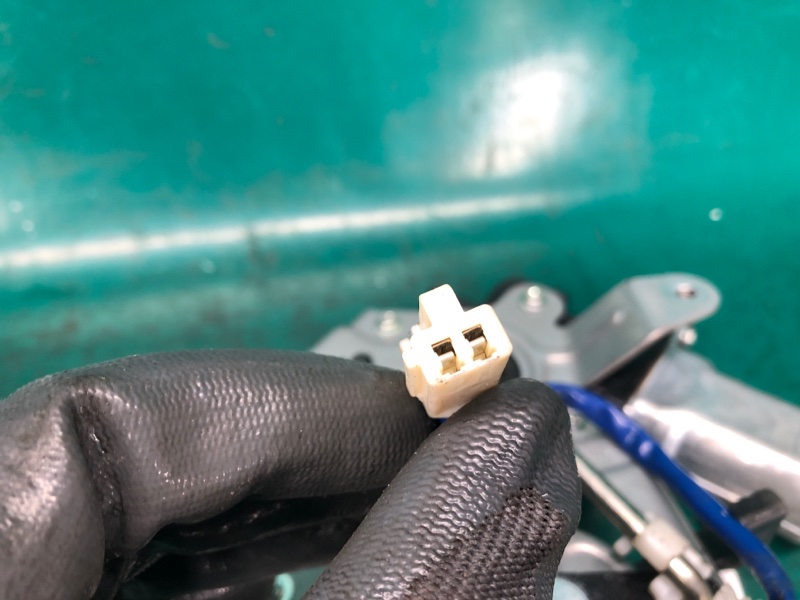 Замок крышки багажника CX-9 06-16 2007 3.7