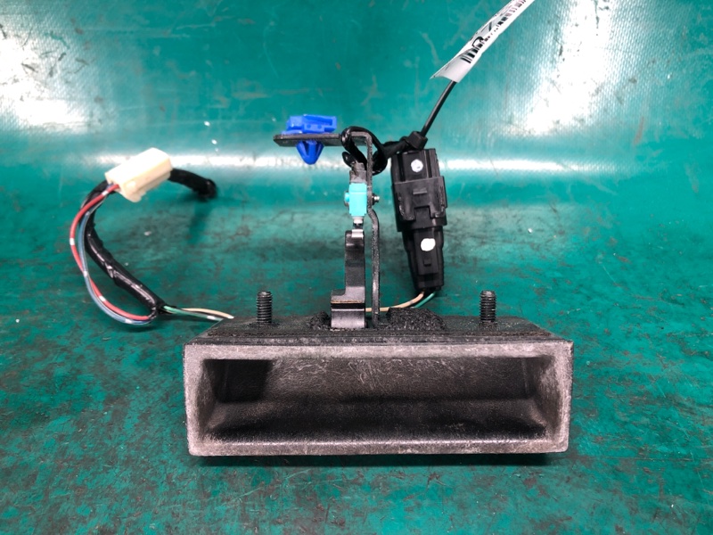 Ручка двери багажника MAZDA CX-9 06-16 2007 3.7 L207-62-410 Б/У