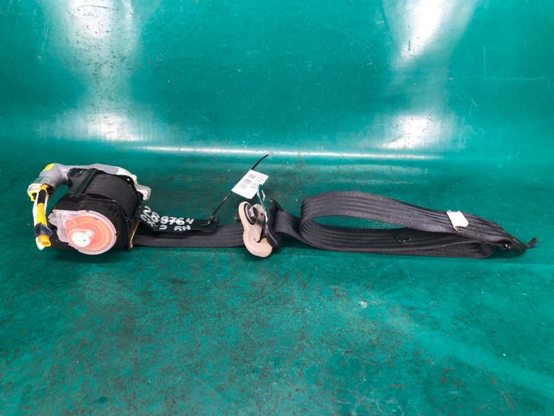 Ремень безопасности передний правый MAZDA CX-9 06-16 2007 3.7 TDY1-57-L3034 Б/У