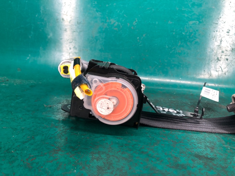 Ремень безопасности передний правый MAZDA CX-9 06-16 3.7