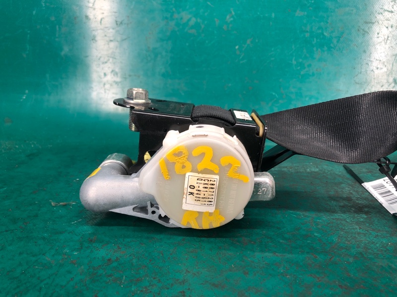 Ремень безопасности передний правый CX-9 06-16 2007 3.7