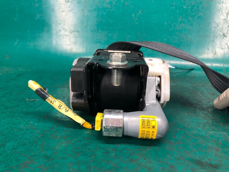 Ремень безопасности передний правый CX-9 06-16 2007 3.7