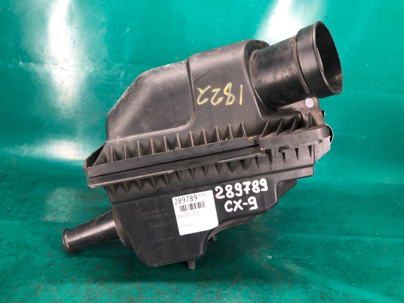Корпус воздушного фильтра MAZDA CX-9 06-16 2007 3.7 CY01-13-300D Б/У