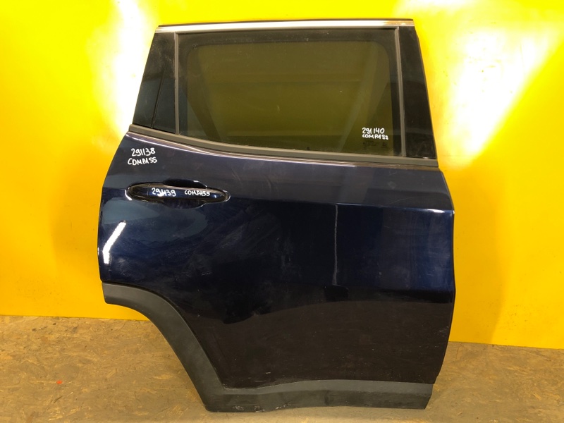 Запчасть дверь задняя правая JEEP COMPASS 17-21 68246 268AA Б/У Дверь задняя правая JEEP COMPASS 17-21 68246 268AA Б/У