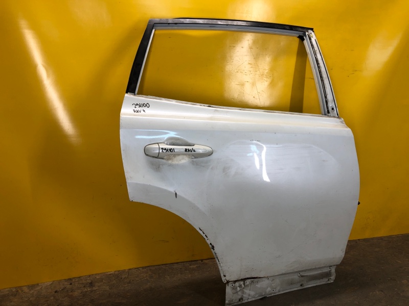 Дверь задняя правая TOYOTA RAV4 13-19