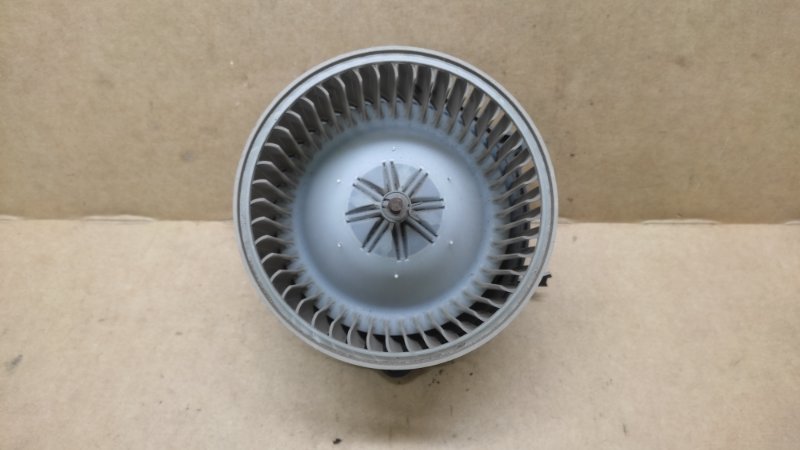 Моторчик печки ES300 96-01 2000 3.0 1MZFE