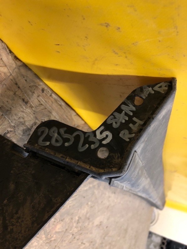 Накладка порога наружная левая SANTA FE (TM) 18-23