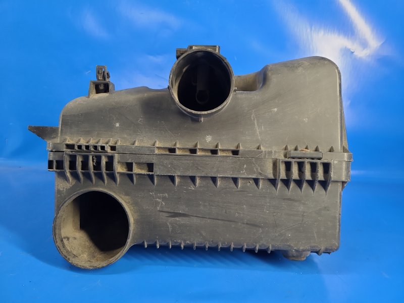 Корпус воздушного фильтра PAJERO 06-21