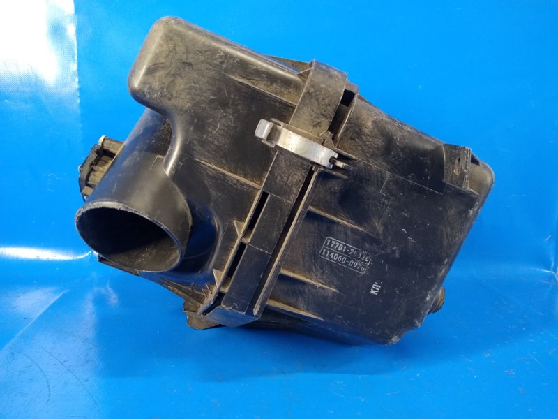 Корпус воздушного фильтра RAV4 13-19