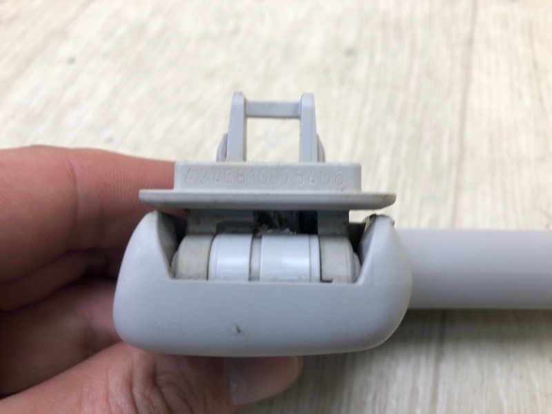 Ручка потолка передняя QX30 16-20 2016 Внедорожник 2.0 20PET