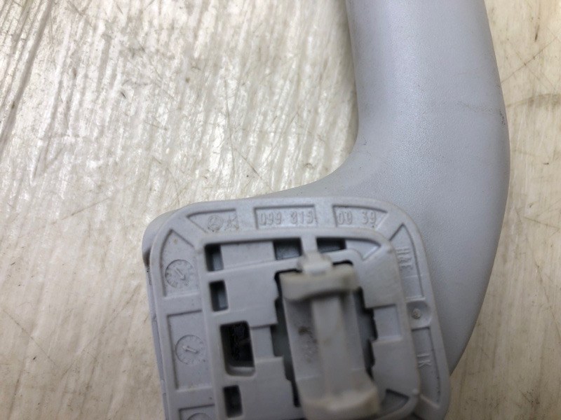 Ручка потолка задняя левая QX30 16-20 2016 Внедорожник 2.0 20PET Ручка потолка задняя левая QX30 16-20 2016 Внедорожник 2.0 20PET