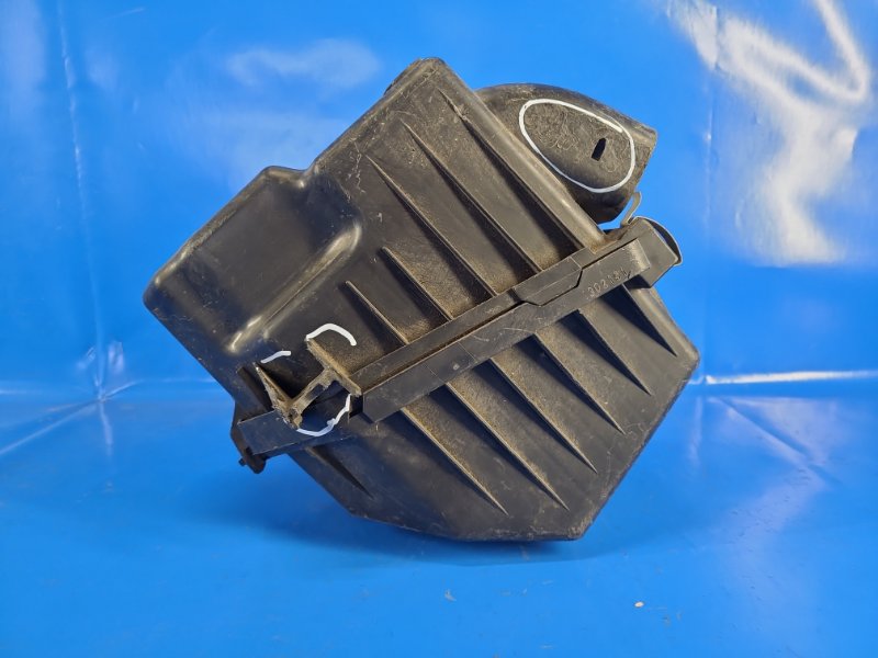 Корпус воздушного фильтра VITARA 15- Корпус воздушного фильтра VITARA 15-