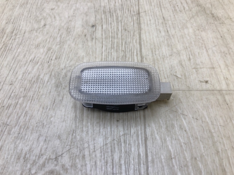 Плафон салона INFINITI QX30 16-20 2016 Внедорожник 2.0 20PET 264605DA0A Б/У