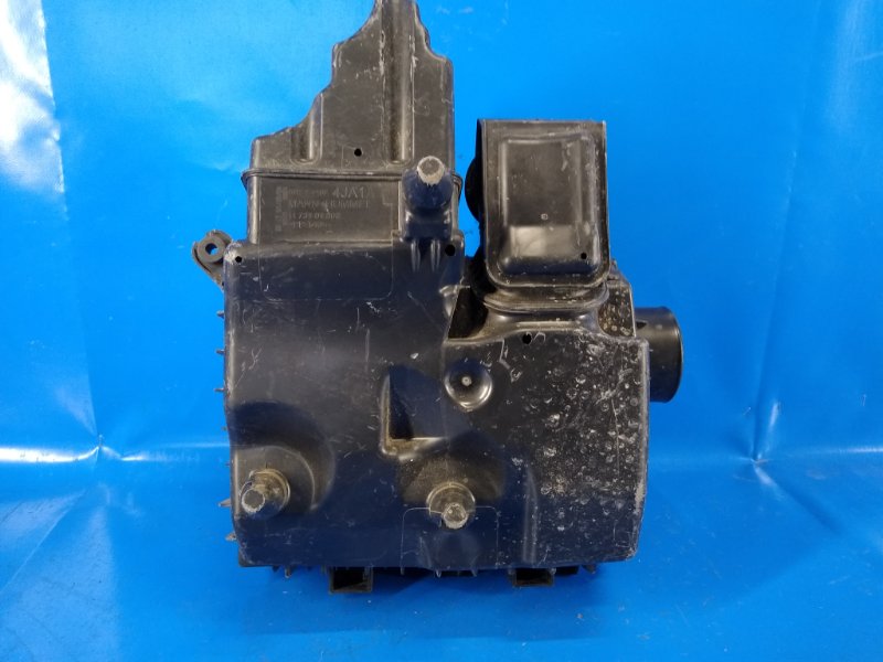 Корпус воздушного фильтра NISSAN NAVARA 14-