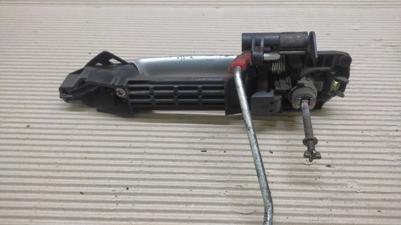 Ручка двери наружная передняя правая COROLLA 120 00-07 2004 ZZE130L 1.8L 1ZZ-FE