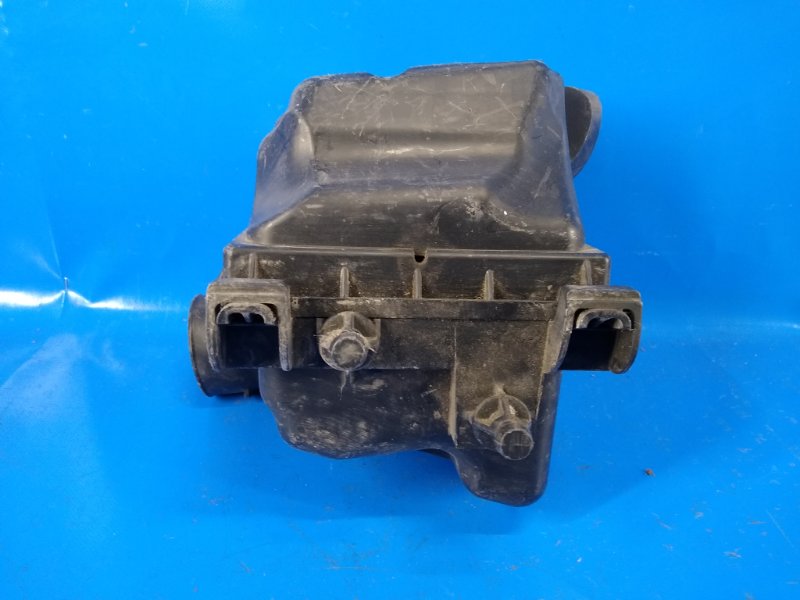 Корпус воздушного фильтра JUKE 10-19