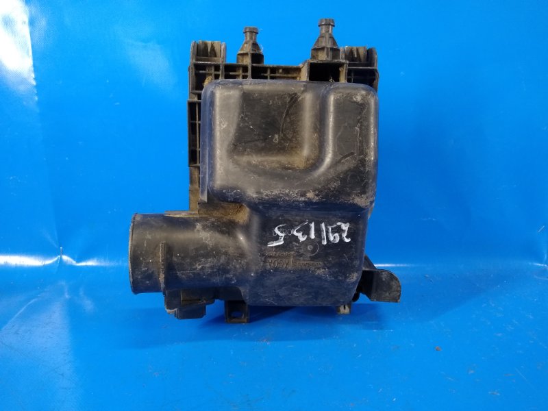 Корпус воздушного фильтра JUKE 10-19