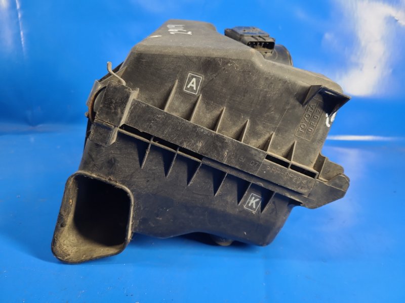 Корпус воздушного фильтра AURIS 13-18