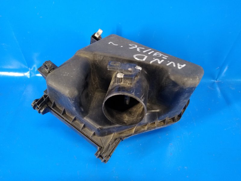 Корпус воздушного фильтра TOYOTA AVENSIS 08-18 17701-0R020 Б/У