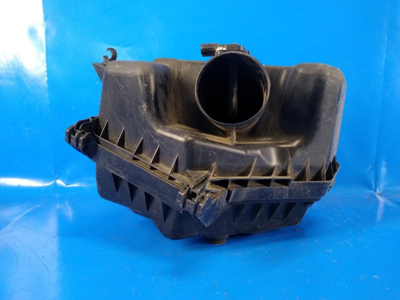 Корпус воздушного фильтра AVENSIS 08-18