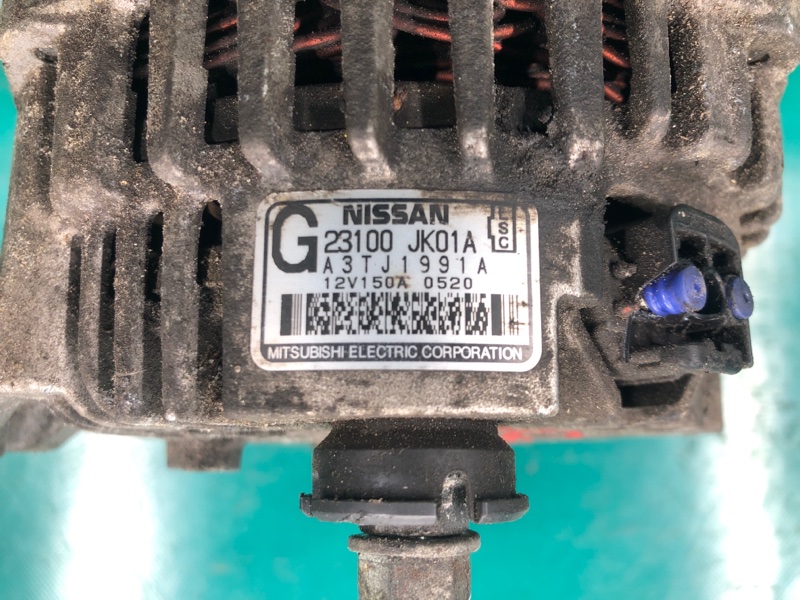 Генератор M25/M37/M56/Q70/M35H 10-16 2010 Седан 3.7 VQ37VHR