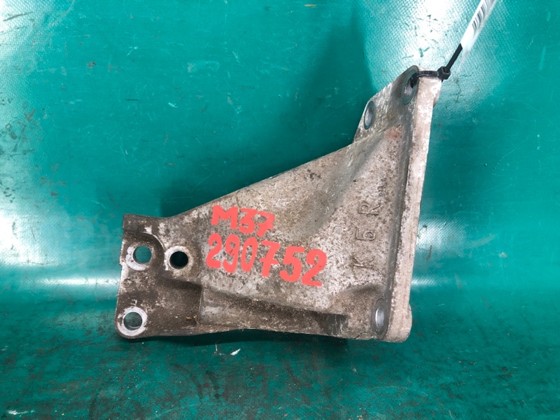 Кронштейн опоры двигателя правый INFINITI M25/M37/M56/Q70/M35H 10-16 2010 Седан 3.7 VQ37VHR 11232-JK50A Б/У