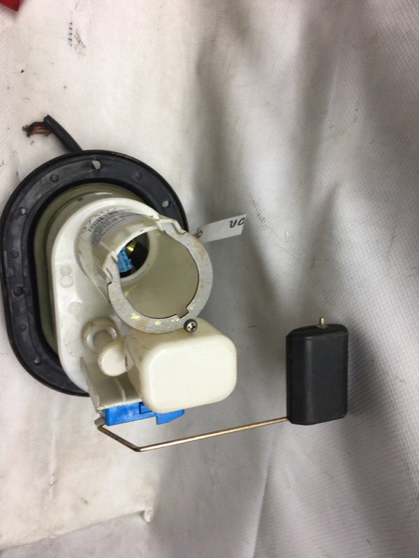 Топливный насос HYUNDAI TUCSON 04-10 31110-2E960 Б/У