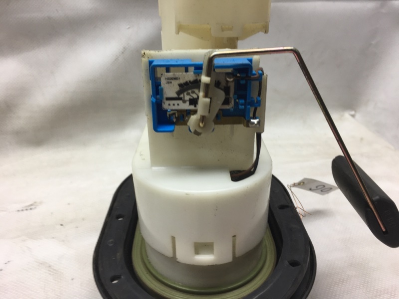 Топливный насос HYUNDAI TUCSON 04-10