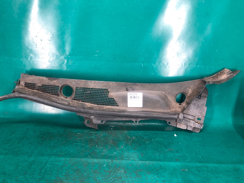 Пластик под лобовое стекло / Жабо левый INFINITI M25/M37/M56/Q70/M35H 10-16 2010 Седан 3.7 VQ37VHR 66863-1MA0A Б/У