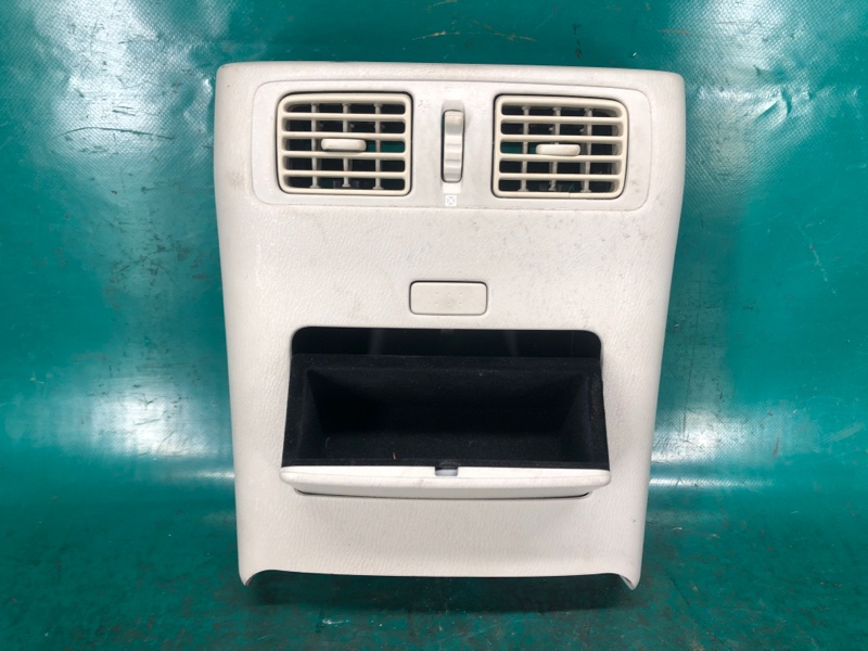 Накладка в салоне M25/M37/M56/Q70/M35H 10-16 2010 Седан 3.7 VQ37VHR