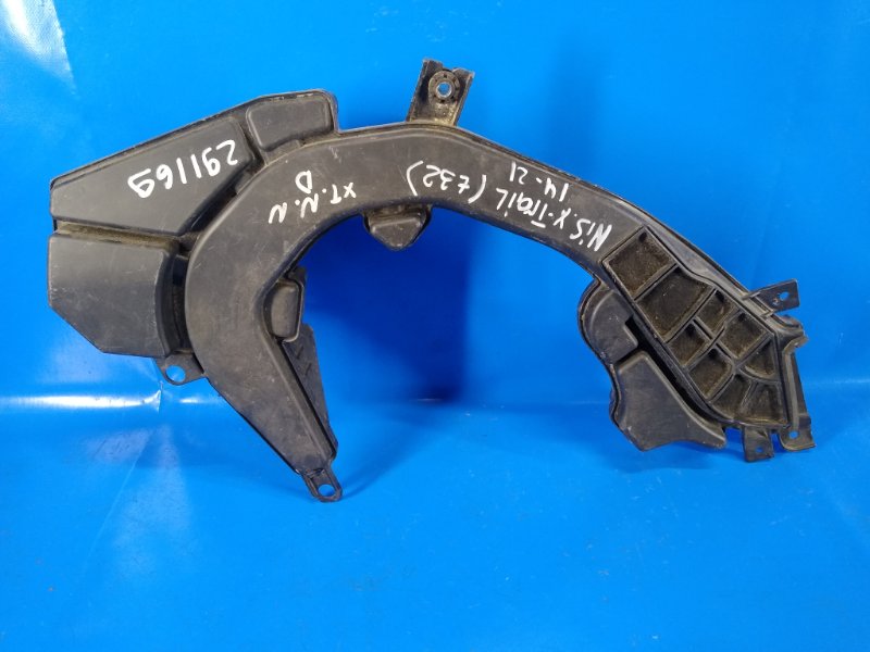 Резонатор воздушного фильтра NISSAN X-TRAIL/ROGUE T32 13-20 Б/У