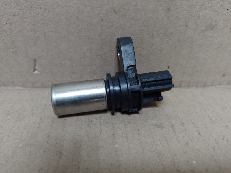 Датчик положения коленвала NISSAN TEANA J31 03-07 2.3 23731-6N21A Б/У