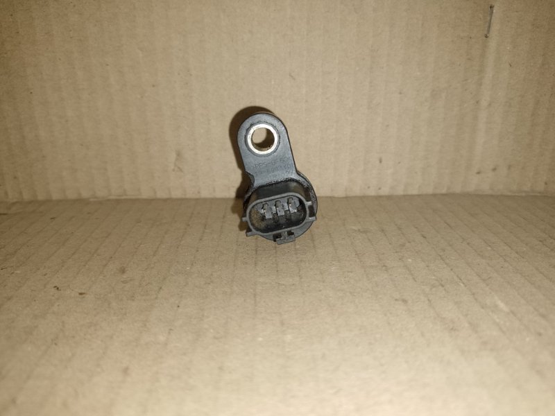 Датчик положения коленвала TEANA J31 03-07 2.3