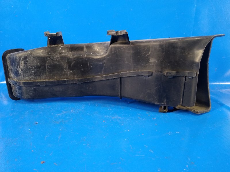 Воздухозаборник правый GS350 GS300 05-11 Воздухозаборник правый GS350 GS300 05-11