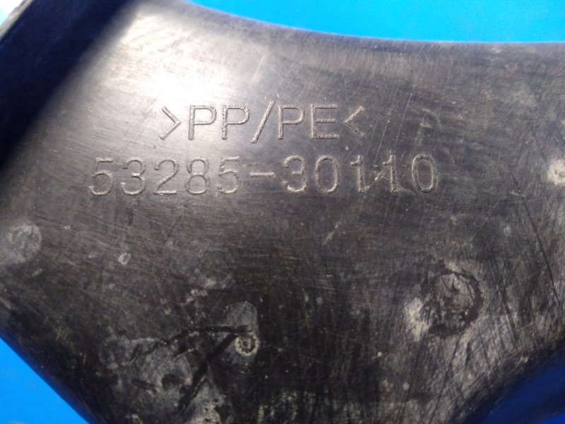 Воздухозаборник правый GS350 GS300 05-11 Воздухозаборник правый GS350 GS300 05-11