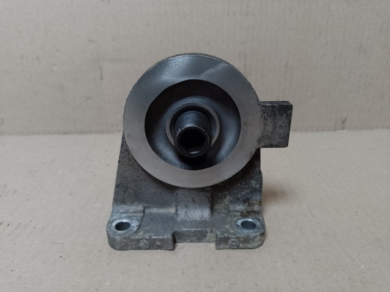 Кронштейн масляного фильтра KIA SORENTO XM 09-14 2009 2.4 21121-2G000 Б/У