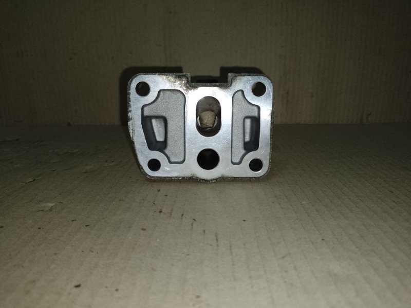 Кронштейн масляного фильтра KIA SORENTO XM 09-14 2.4