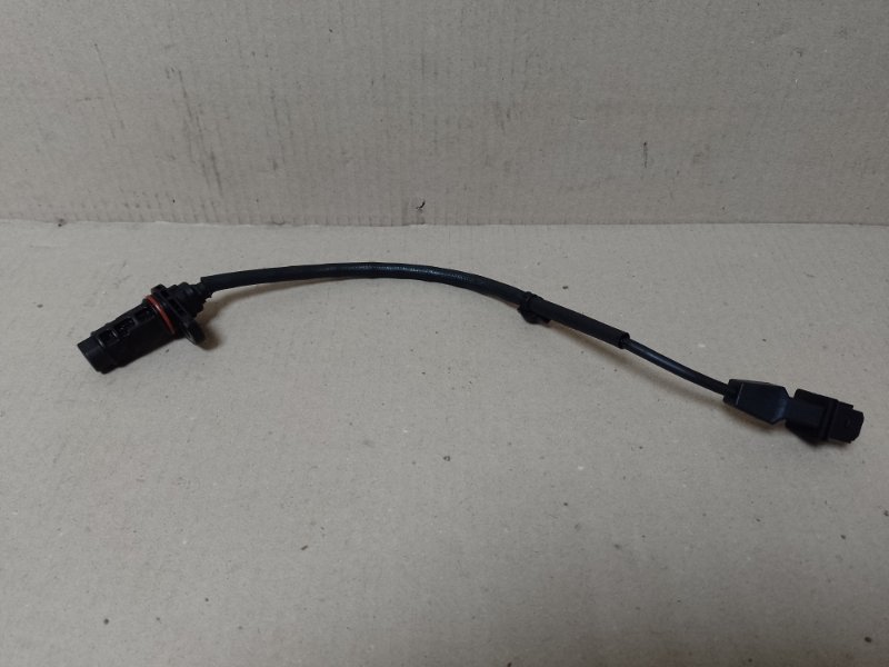 Датчик положения коленвала KIA SORENTO XM 09-14 2009 2.4 39180-25300 Б/У