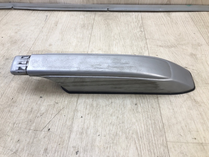 Заглушка рейлинга задняя правая SORENTO XM 09-14 2012 XM 2.4 G4KJ