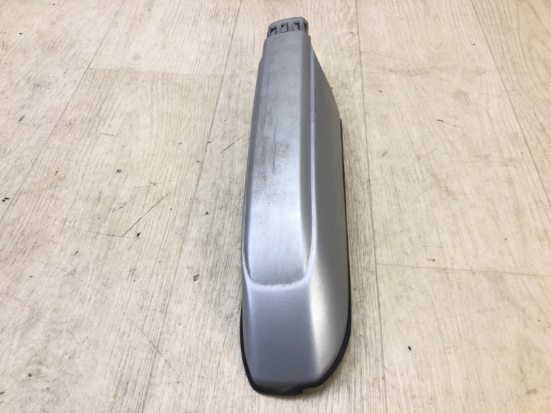 Заглушка рейлинга задняя правая KIA SORENTO XM 09-14 XM 2.4 G4KJ