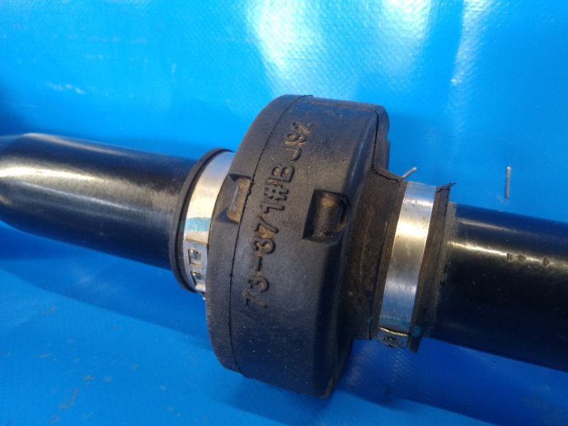 Привод передний правый AURIS 13-18